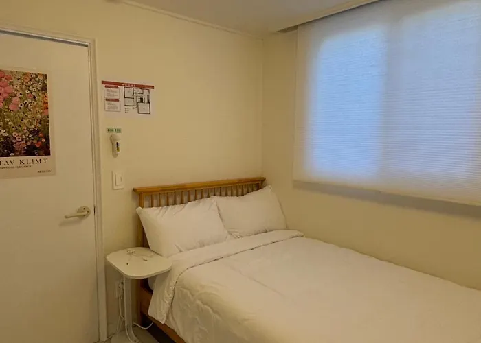3 L 3 Beds L Mrt 8 Min L Gwanghwamun アパート *
